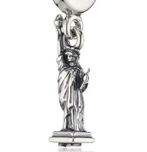 Pandora Statue of Liberty dangle charm